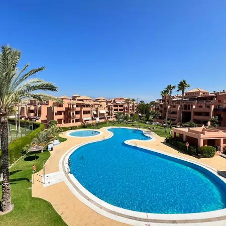 Pushe Penthouse Playa Granada & Golf 2 *